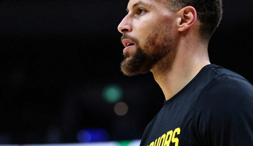 Mike James và chiếc xe trượt đầu gối: bài toán cấu trúc của Anadolu Efes