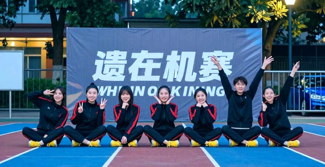 Bolt trầm trồ khoản tiền thưởng khổng lồ trước thềm Ultimate Championship đầu tiên