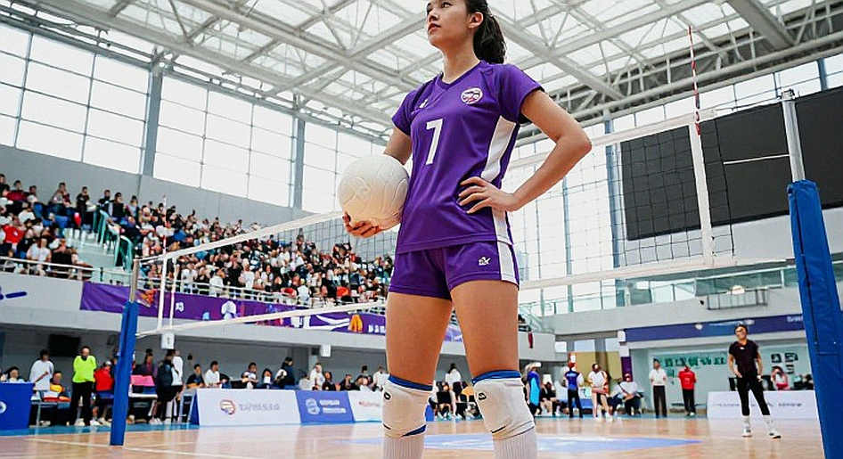 Chuyền hai không cần cao thêm: bài toán tốc độ bước một của bóng chuyền Việt Nam và Nhật Bản