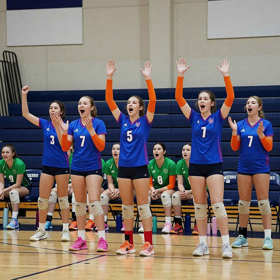 Power 10 tuần 3 của NCAA: Cuộc đảo tầng được dựng trên một tờ box score khuyết trang