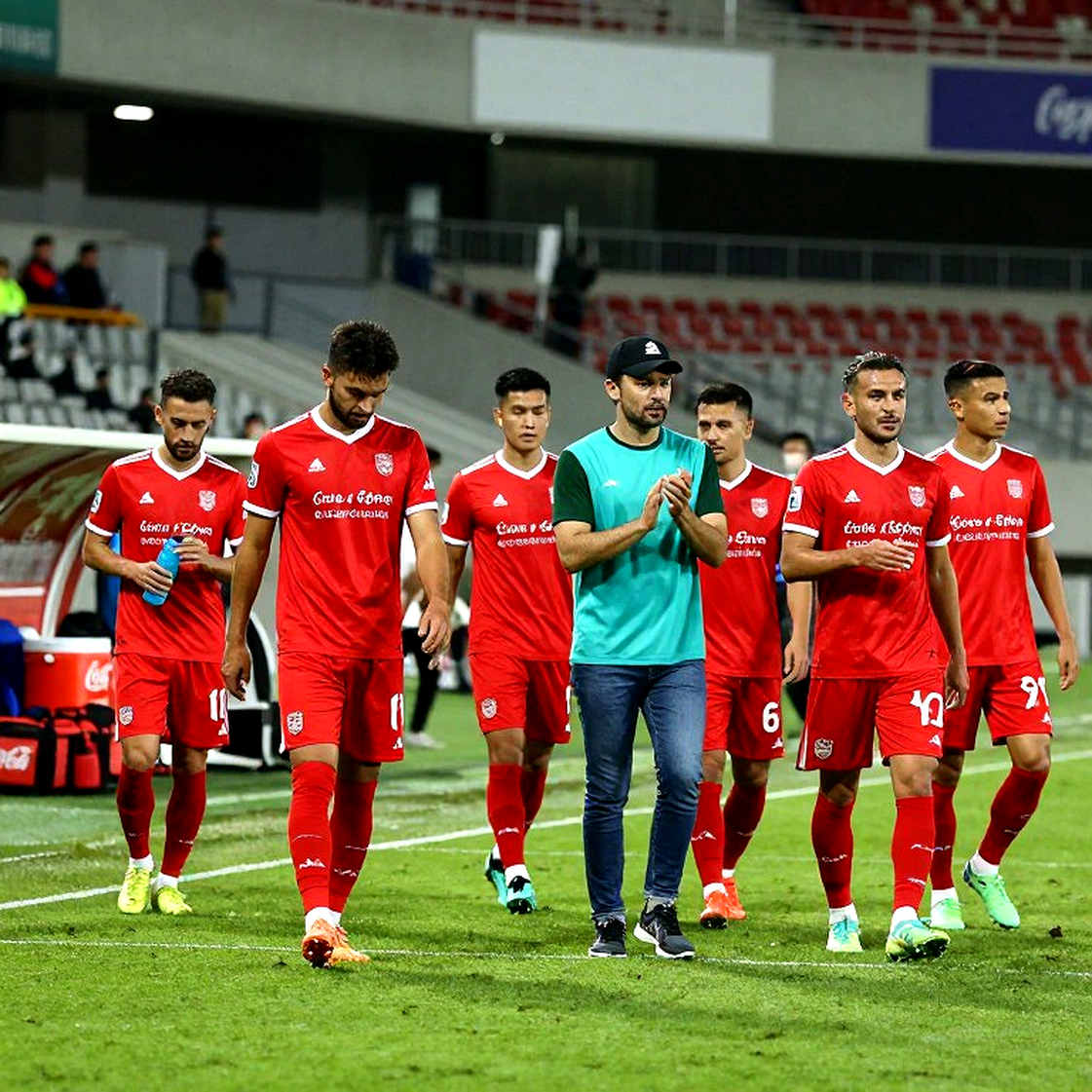 V.League và khoảng trống hồ sơ đào tạo trẻ: Nhìn xuống lớp đất bên dưới
