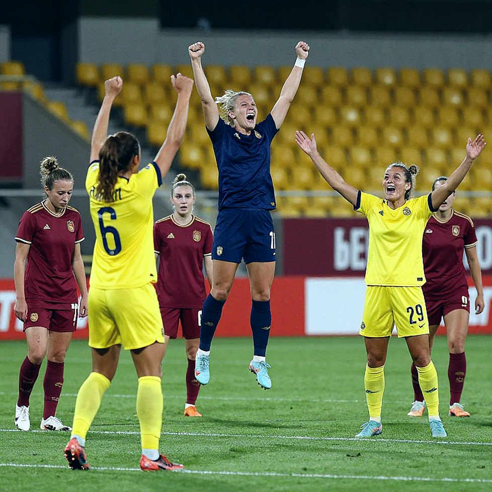Albania – San Marino: Mehmet Türkmen cầm còi tại Air Albania và trận đấu đo khoảng cách hai nền bóng đá