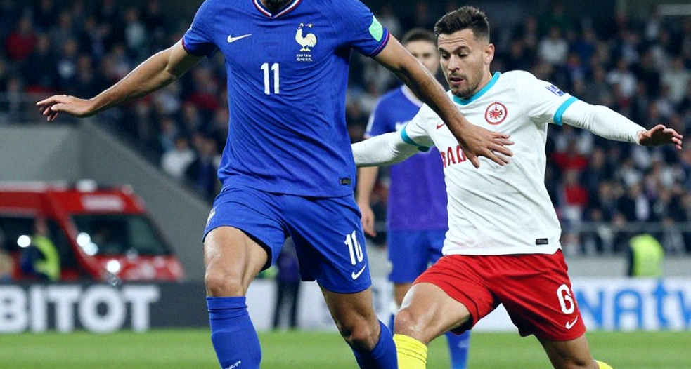 Việt Nam 5-0 Myanmar: Nguyễn Xuân Son ra mắt bằng cú đúp, bài toán số 9 chưa khép lại