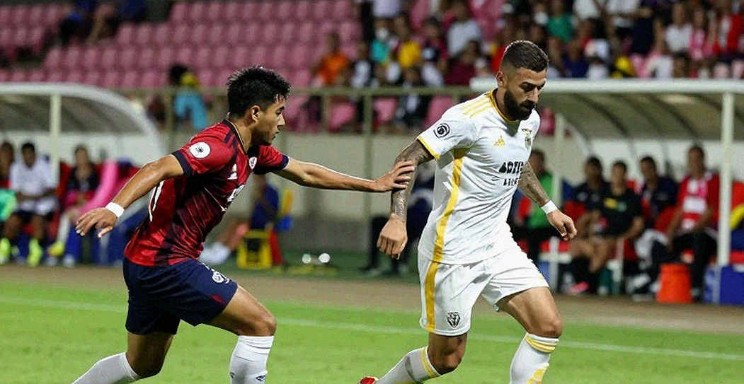 Dạy phạm lỗi từ tuổi 16: Lỗ hổng V-League không nằm ở thẻ phạt Dạy phạm lỗi từ tuổi 16: Lỗ hổng V-League không nằm ở thẻ phạt