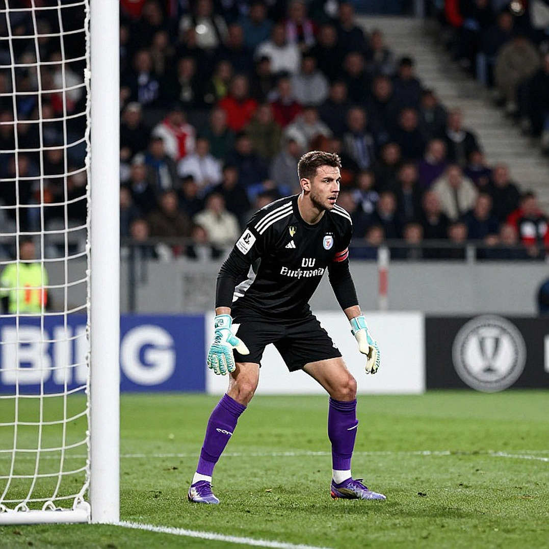 Cuộc chia ly chưa kịp nói thành lời: Fiorentina và bản án ba trận cho Fabio Grosso Cuộc chia ly chưa kịp nói thành lời: Fiorentina và bản án ba trận cho Fabio Grosso