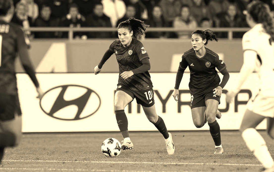 Nguyen Xuan Son Out at Minute 69: Vietnam's Structural Test Before Thailand Nguyen Xuan Son Out at Minute 69: Vietnam's Structural Test Before Thailand
