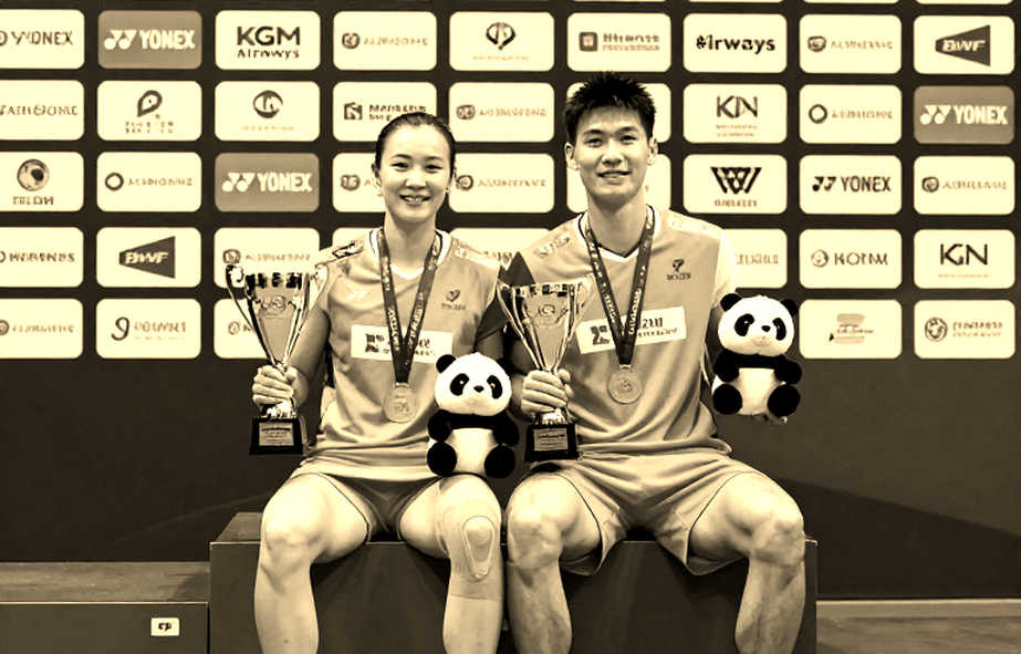 Kunlavut Vitidsarn hoàn tất cú treble cầu lông, Thái Lan lần đầu có vàng đơn nam Asian Games Kunlavut Vitidsarn hoàn tất cú treble cầu lông, Thái Lan lần đầu có vàng đơn nam Asian Games