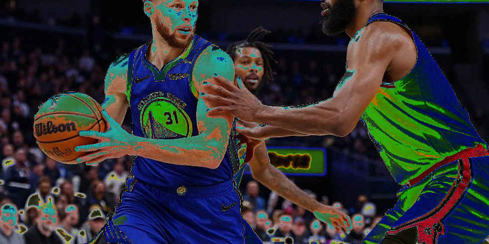Vezenkov vẫn đang sống giữa tiếng vọng NBA, nhưng Olympiacos mới là câu trả lời