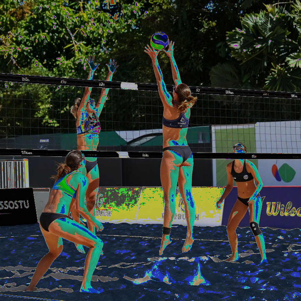 Kentucky hạ Louisville 3-1 trong Battle of the Bluegrass: bốn tay đập và một set đấu 29-27