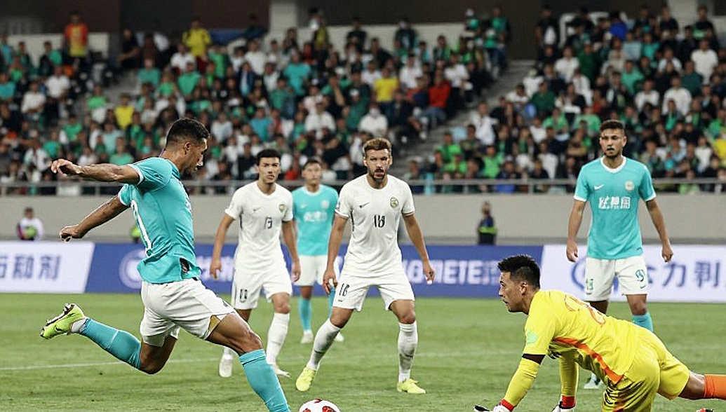 Đằng sau một bản hợp đồng V.League: tiền lương, điều khoản và nhịp phòng thay đồ Đằng sau một bản hợp đồng V.League: tiền lương, điều khoản và nhịp phòng thay đồ