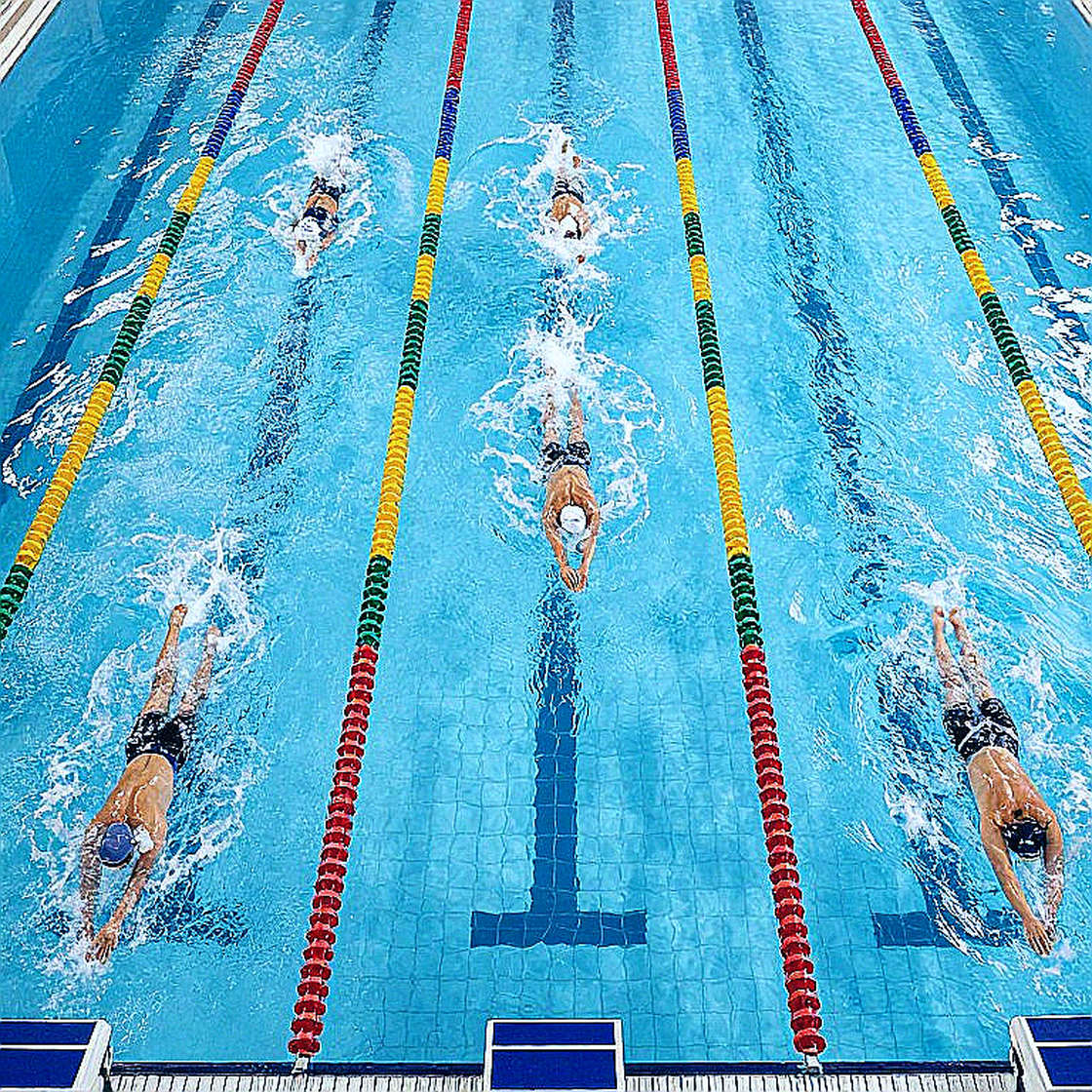 USA Swimming mở vòng tứ kết cho 50m: Bốn lượt bơi, một canh bạc thể lực trước LA 2028